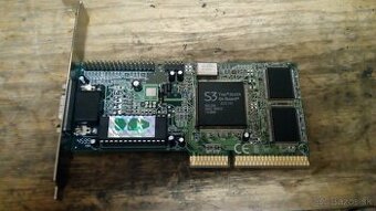 Grafická karta S3 Trio 3D/2x on board.