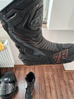 Predam veci na motorku