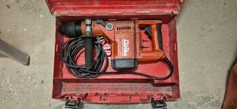 Predám sekacie kladivo hilti TE 504 v zachovalom stave.