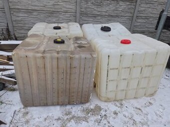 Predám IBC nádrže 1000l