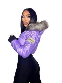 Damska krasna pastelova fialova bunda s kozusinou NOVA