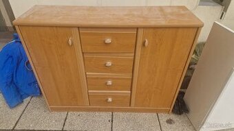 Komoda, skrinka pod umyvadlo, tehly