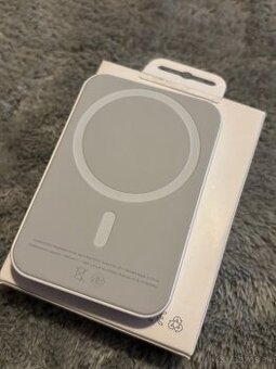 Original Apple magsafe powerbank