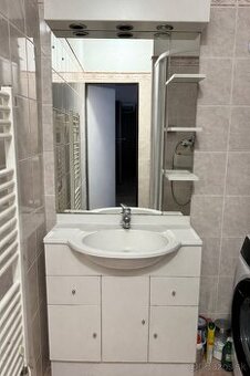 Kúpelňová umývadlová skrinka