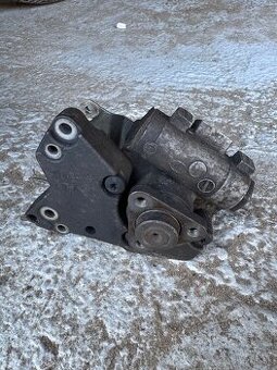 Servočerpadlo BMW 5 E39