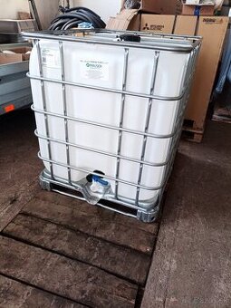 IBC kontajner1000L plastovanadrz na vodu