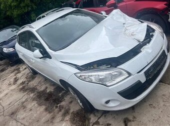 Rozpredám na diely Renault Megane III HB grandtour combi