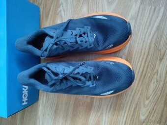Hoka Clifton 9GTX Goratex