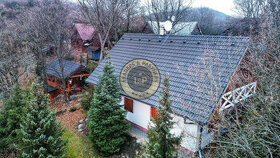 REZERVOVANÉ Romantická celoročne obývateľná chata, Bezovec