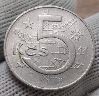 Československé 5 koruny.