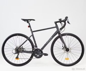 Cestný bicykel Triban RC500 čierny