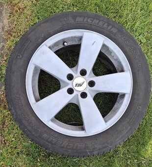 Predám disky a pneumatiky 205/55 R16