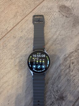 Predam Samsung Galaxy Watch 7 44mm LTE strieborne