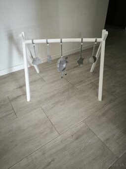 Drevená hrazda ROBA