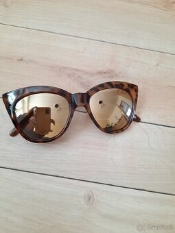 Le Specs slnecne okuliare zrkadlovky
