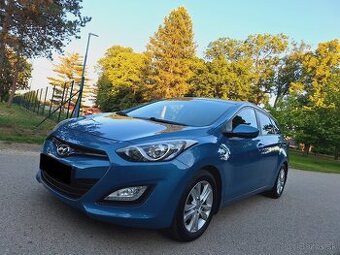 Hyundai i30 CW 1.6i MPI 16V Family