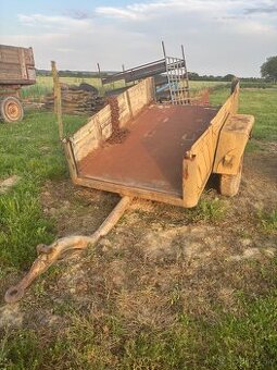 dvojkolesová vlečka za traktor - 1