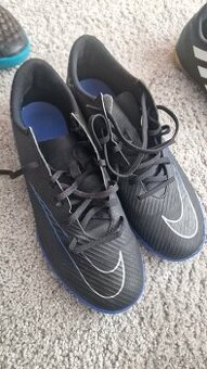 Halovky pánske 42,5. Nike