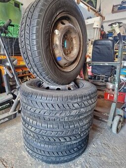 Predám zimné kolesa 195/70R15C