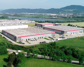 Prenajmeme skladovo výrobné haly, Strečno, R2 SK.