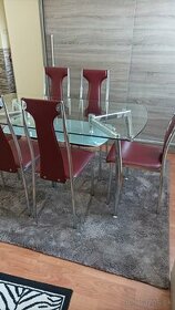 Stôl a stoličky - 1