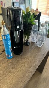 SodaStream Spirit One Touch + Fľaša Trojbalenie, 1 l + plyno