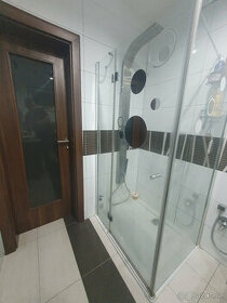 Bezrámový sprchovací kút 80x100
