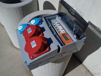 Predám stavebnú elektrickú skrinku