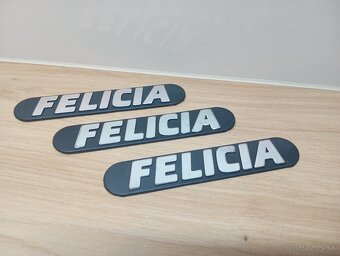 Nový nepoužitý nápis Škoda Felicia