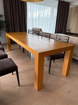 Dýhovaný dubový jedálenský stôl 250x90x75,5 aj so stoličkami