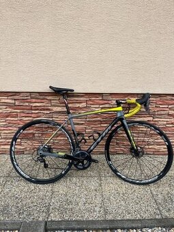 Karbónový Cestny bicykel CTM arrow
