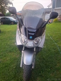 Piaggio x8 125