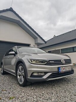 predám alebo vymenim Passat B8 alltrack - 1