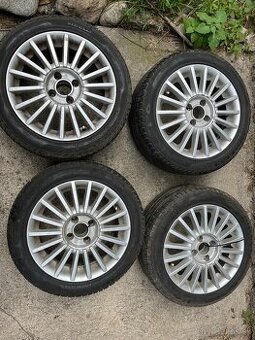 Elektróny 4x100 R15