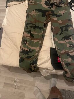 vojenská originál bunda aj rifle