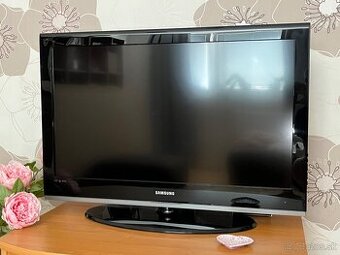 Samsung televizor 100cm