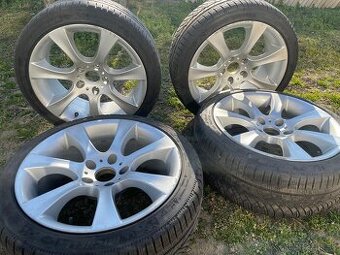 BMW R18 (235/40 ET20)