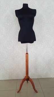 Dámske busty/figuríny