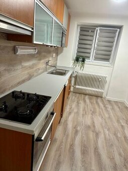 Prenájom 2izbový byt v Žiari nad Hronom