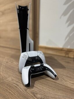 PlayStation 5 Slim 1TB (mechanika) + 2x DualSense