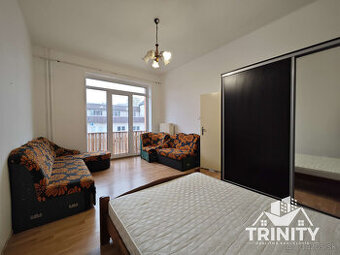 EXKLUZÍVNE - Na prenájom 1-izbový byt v centre mesta Šurany - 1