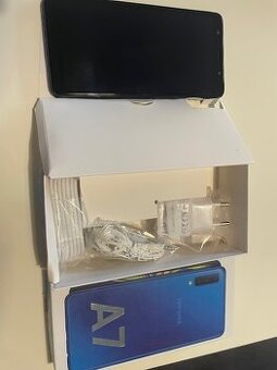 Perfektný Samsung A7 - 1