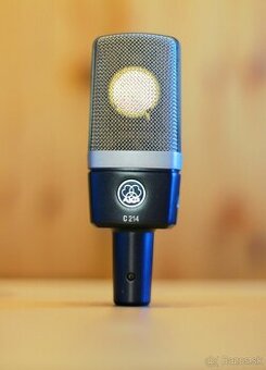 AKG C214