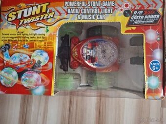 TWISTER CAR - Acrobat