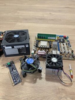 PC Základná doska, 2x AMD CPU, 4gb RAM, chladič, zdroj