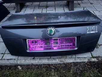 Škoda superb 1 Zadný kufor