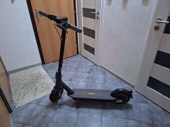 NINEBOT BY SEGWAY Ninebot KickScooter MAX G30E II Aangedreve