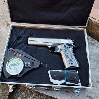 Colt GOLD CUP 1911 4,5 diabolo satin nickel plated