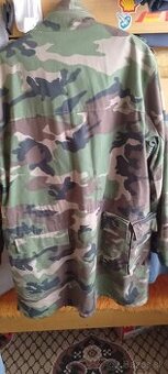 Vojensky poľný kabát