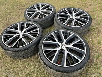 ☑️VW sada kolies 5x112 r19 225/35